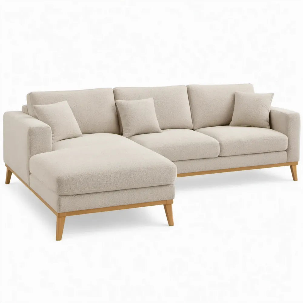 Crèmekleurige hoekopstelling met chaise longue links, 250 x 160 x 85 cm, polyester en houten poten